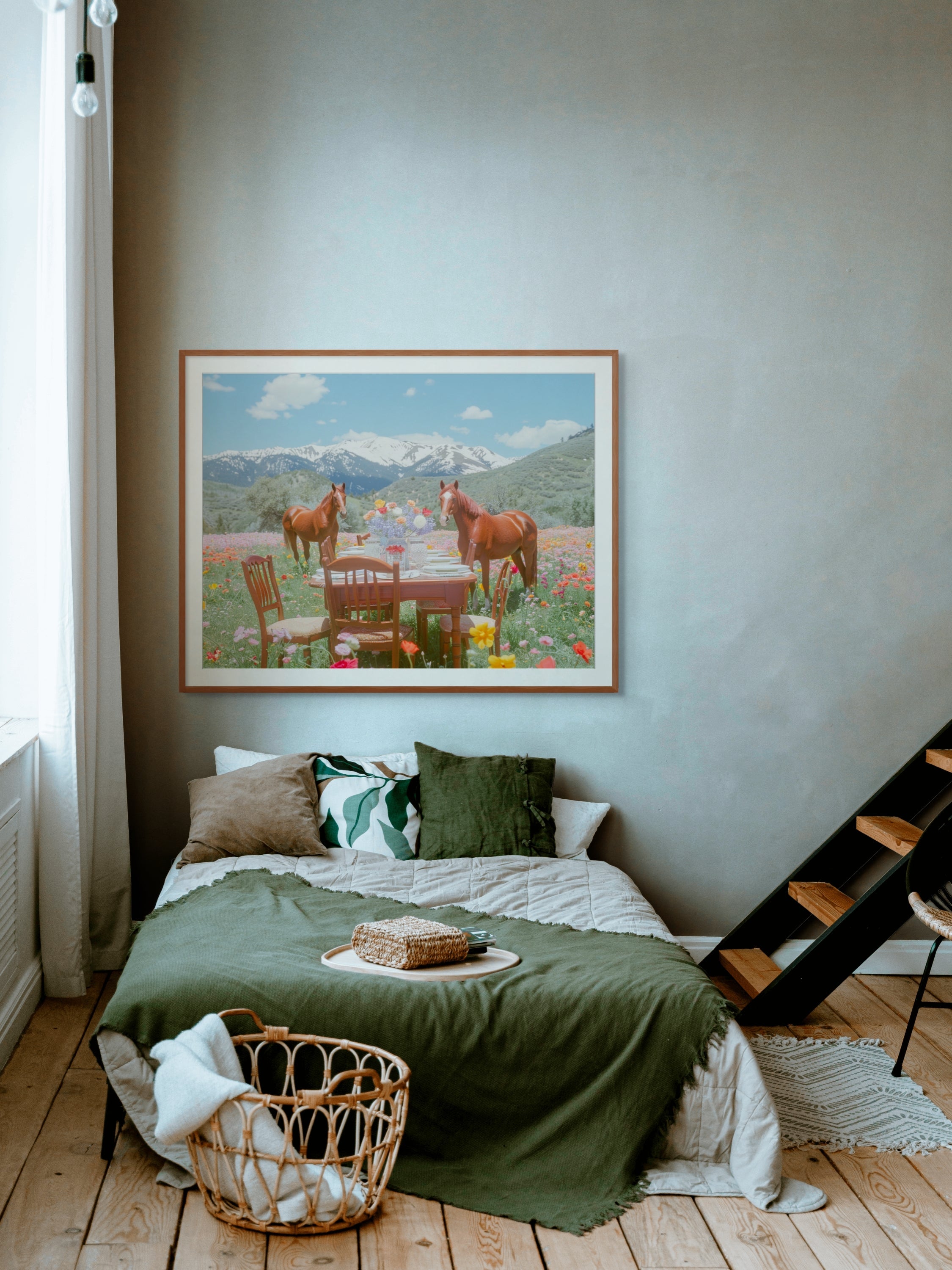 דרך העדשה — room mockup