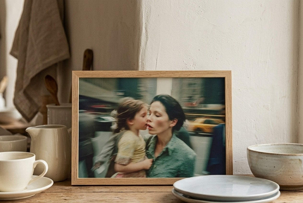 Mothers — No. 14 — מוקאפ חדר