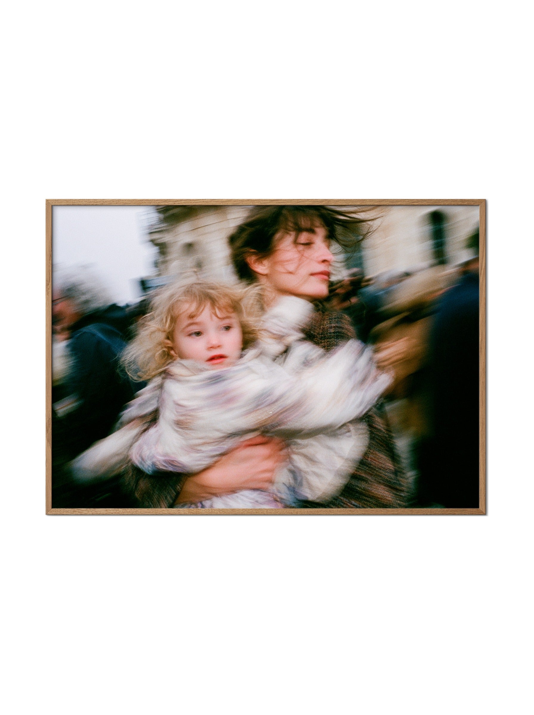 Mothers — No. 29 — מוקאפ מסגרת