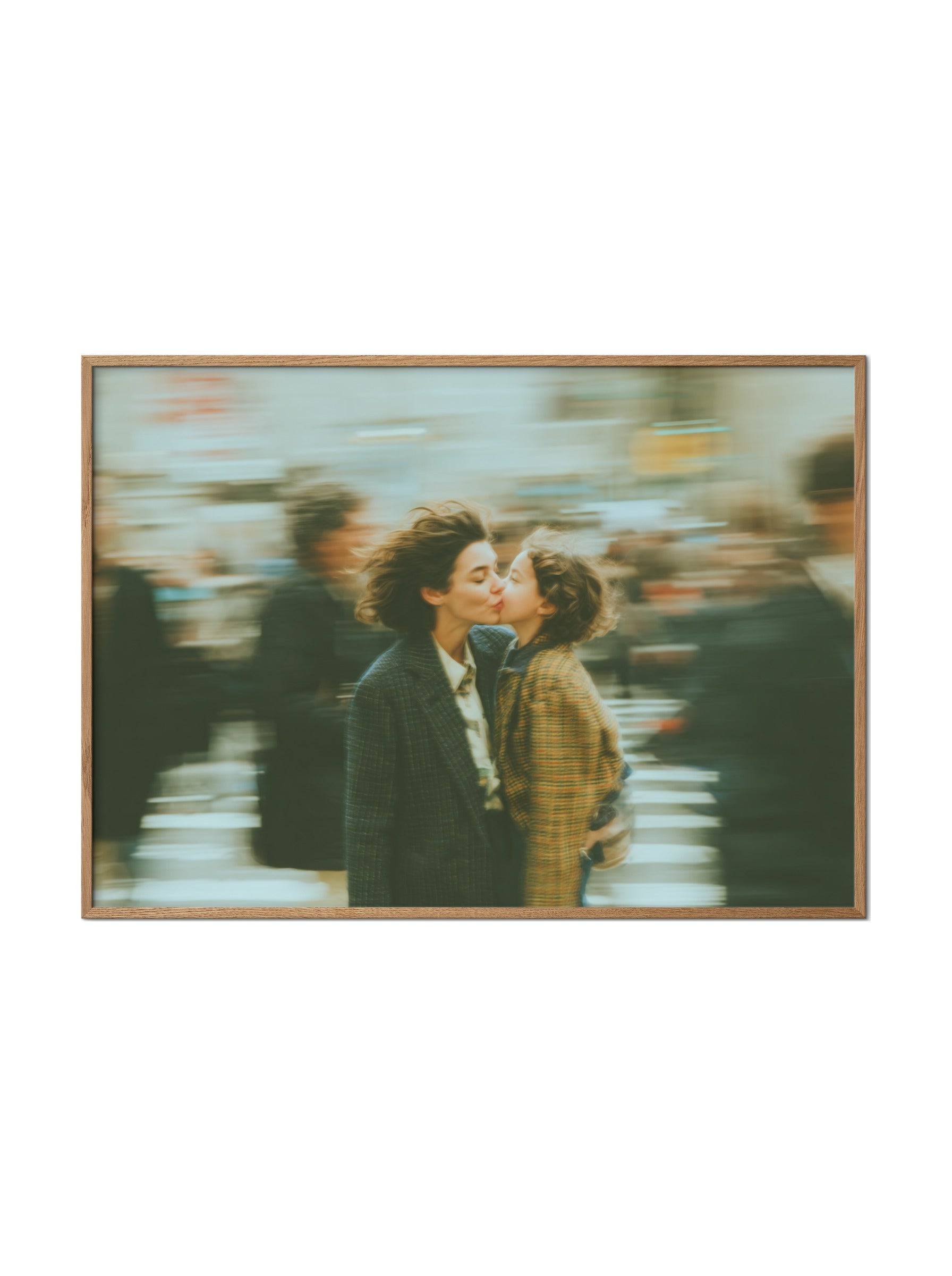 Mothers — No. 19 — מוקאפ מסגרת